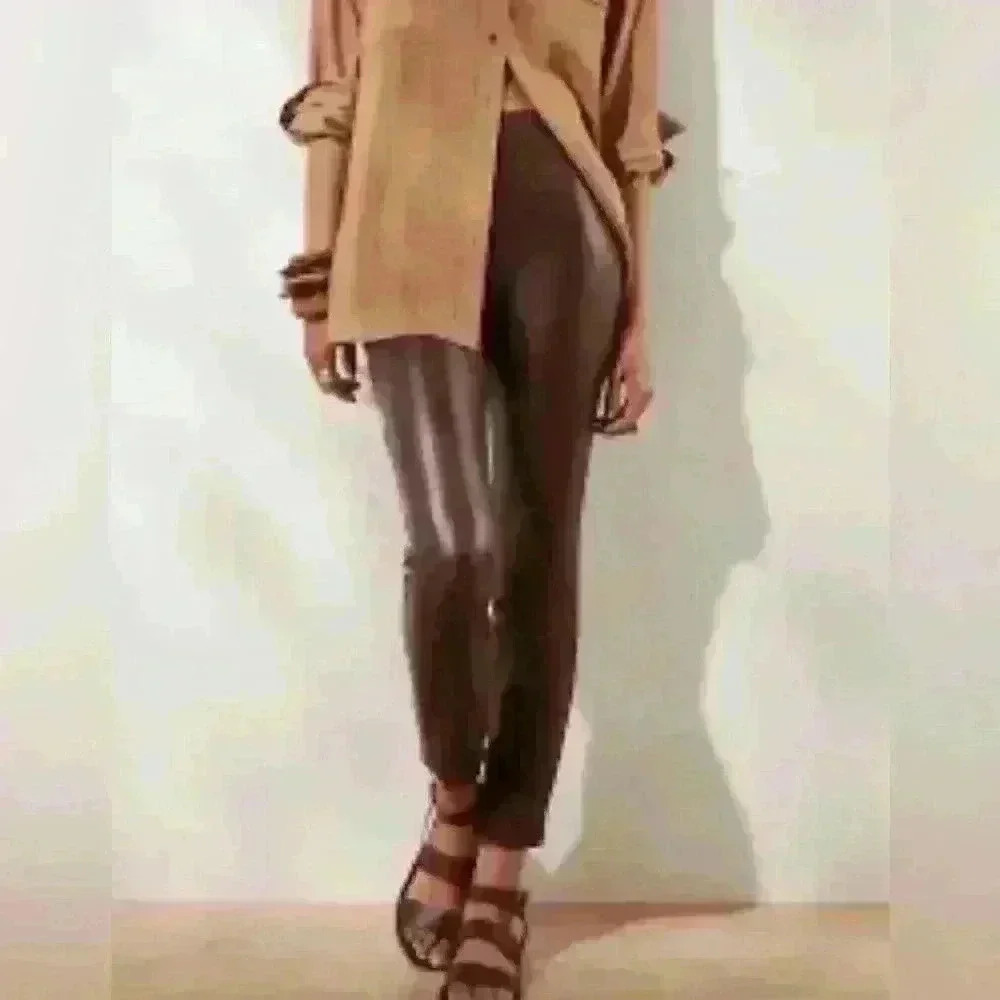HIGH-RISE VEGAN LEATHER LEGGING Petite Medium